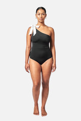 UNE PIECE-Classic One Shoulder BLACK
