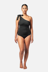 UNE PIECE-Classic One Shoulder BLACK