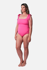 UNE PIECE-Classic Square Neck PINK