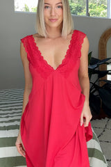 UNE PIECE-Delicate Lace Trim V-Neck Nightie RED
