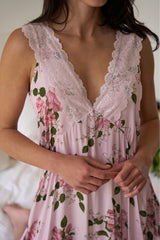 UNE PIECE-Delicate Lace Trim V-Neck Nightie VINTAGE ROMANTIQUE PINK