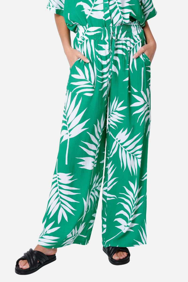 UNE PIECE-Palazzo Pants PALM SILHOUETTE GREEN